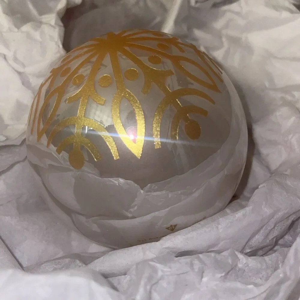 2022 Hallmark Christmas Commemorative 2022 Glass Ball Bulb Keepsake Ornament